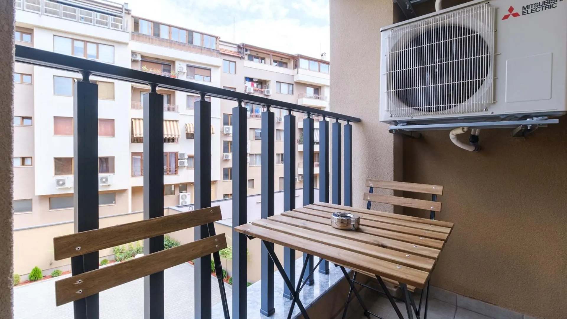 Ldv 13 1-Bedroom Apartments Free Private Parking Plovdiv Bulgaria